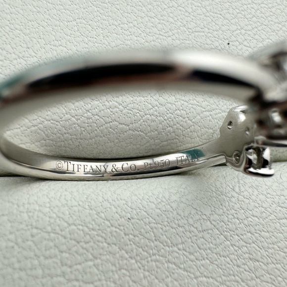 Retired Tiffany & Co. Aria Diamond Open Ring in Platinum - Picture 5 of 8